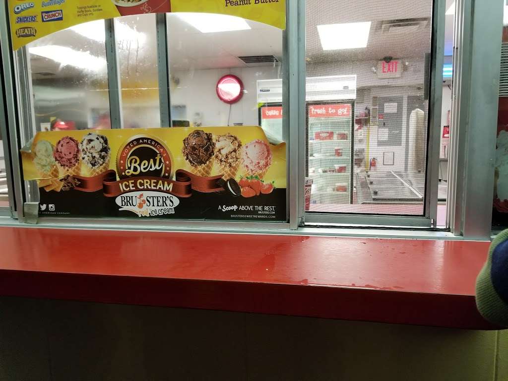 Brusters Real Ice Cream | 2394 Pulaski Hwy, Newark, DE 19702 | Phone: (302) 834-0334