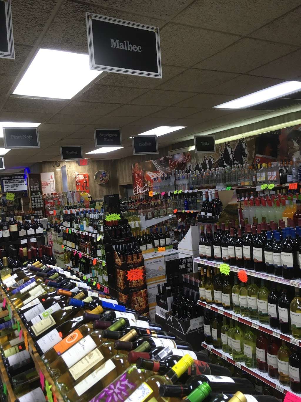 Community Package Store | 807 S Franklin St, Holbrook, MA 02343, USA | Phone: (781) 767-3350