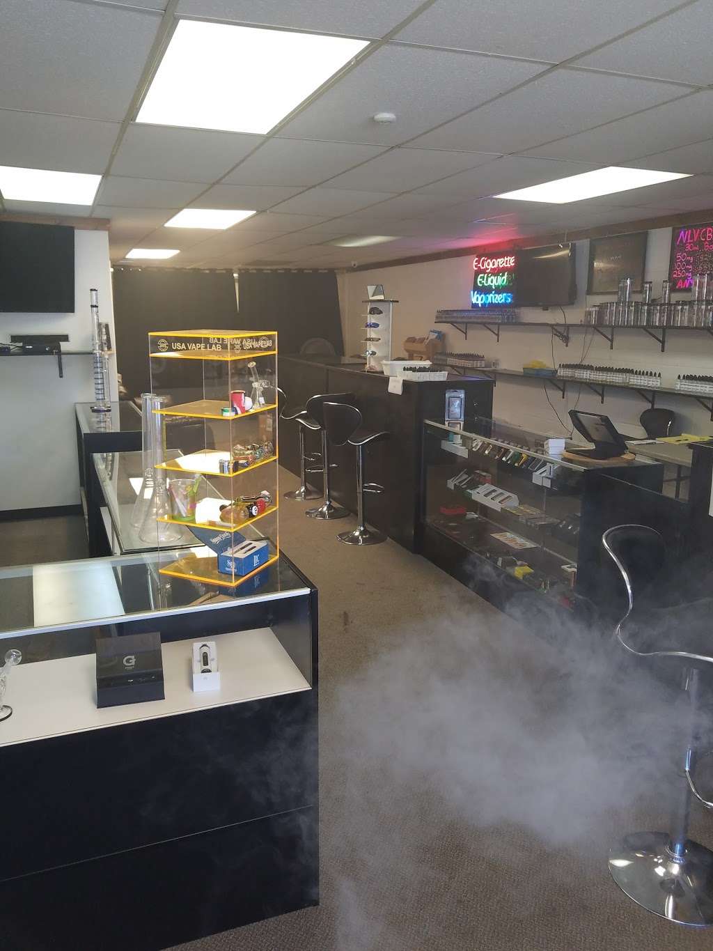 No Leaf Vapor | 1115 Algonquin Rd, Lake in the Hills, IL 60102 | Phone: (224) 333-0105