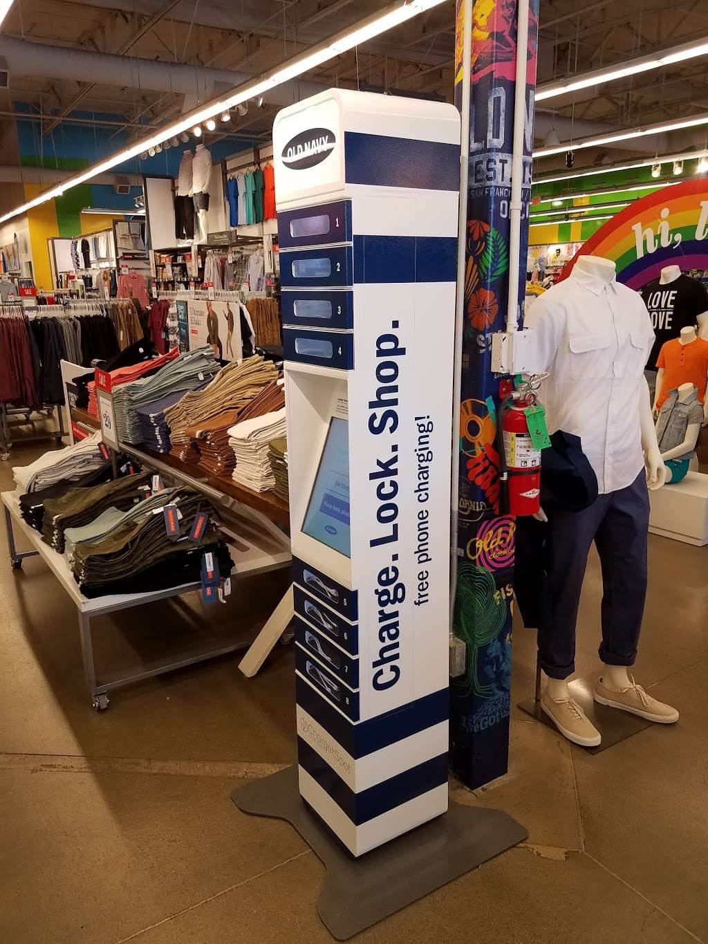 Old Navy | 1800 Rosecrans Ave, Manhattan Beach, CA 90266 | Phone: (310) 725-9284