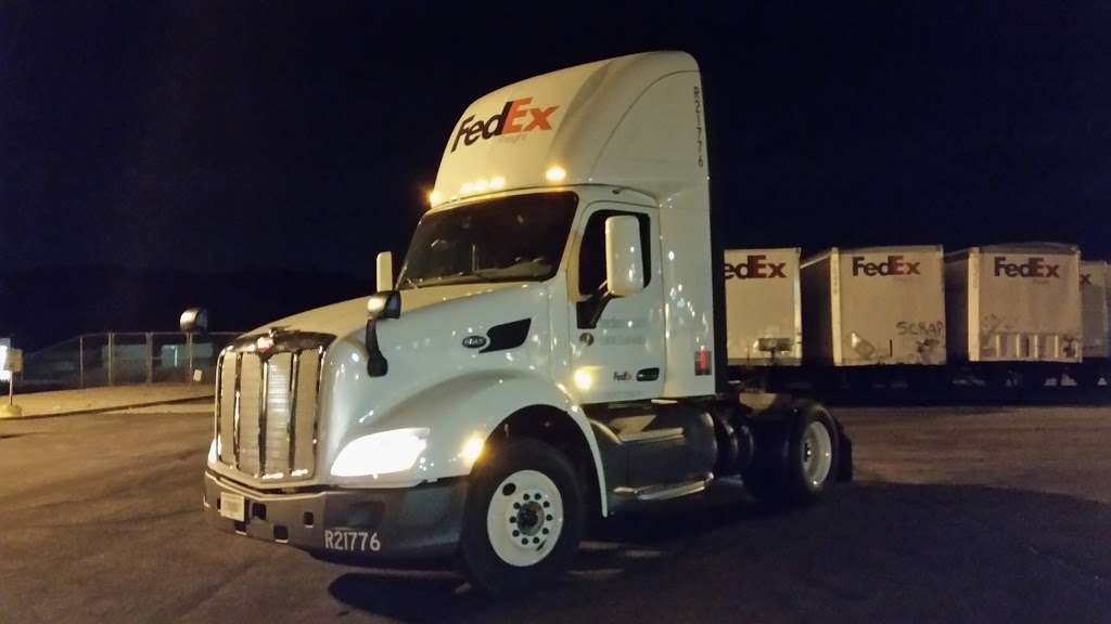 FedEx Freight | 12100 Riverside Dr, Jurupa Valley, CA 91752, USA | Phone: (800) 533-9285