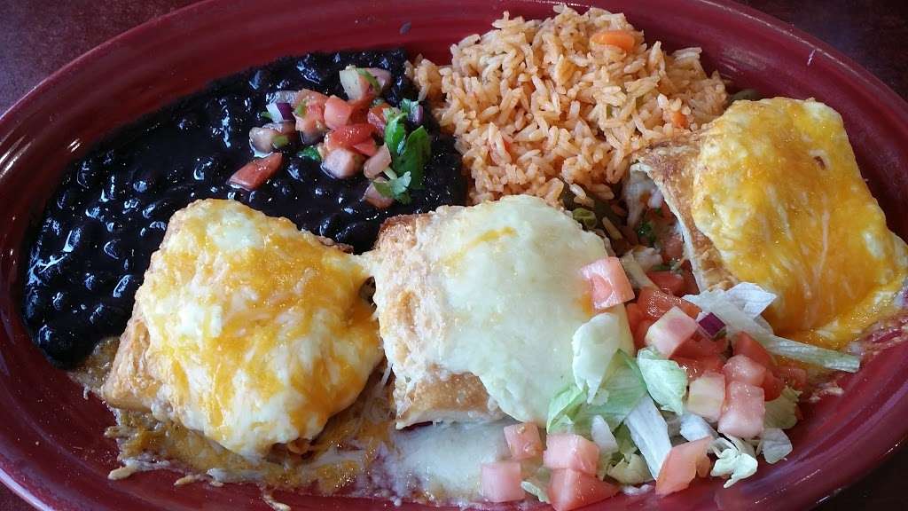 La Carreta Mexican Restaurant | 121 Express Ln, Lansing, KS 66043 | Phone: (913) 250-0054