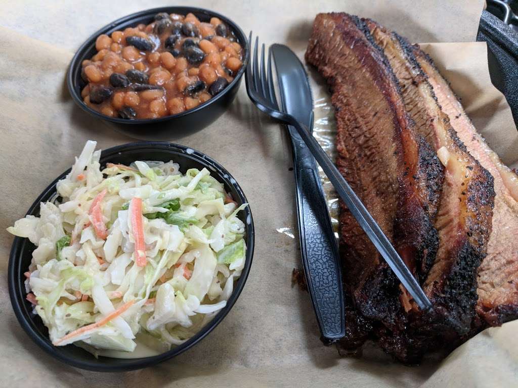 Jesses Barbecue & Local Market | 98 N County Line Rd, Souderton, PA 18964, USA | Phone: (215) 723-4600