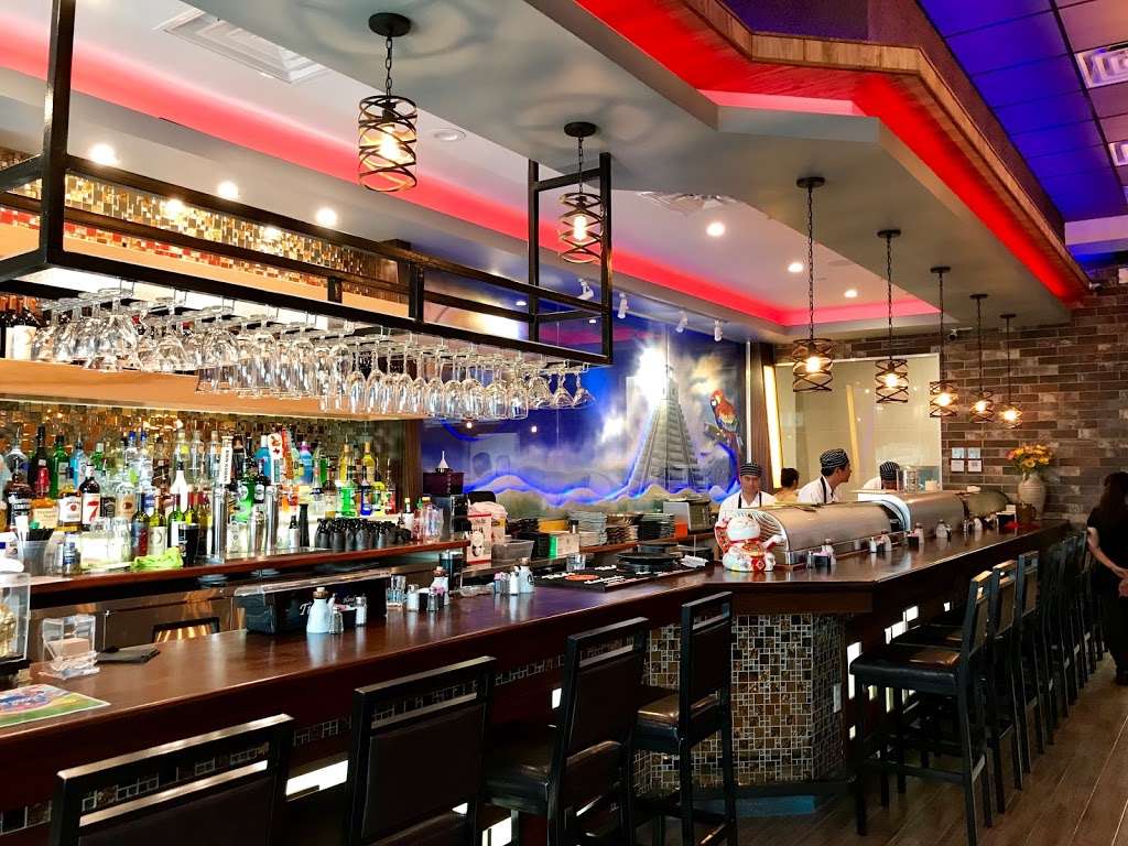 Sake Asian Sushi Wine Bar | 18921 University Blvd #900, Sugar Land, TX 77479, USA | Phone: (281) 778-7900