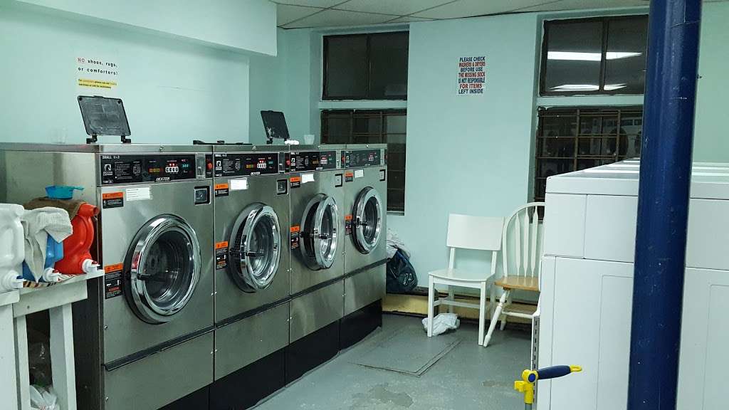 Missing-Sock Laundromat | 1846 Commonwealth Avenue, Brighton, MA 02135, USA | Phone: (617) 566-4777