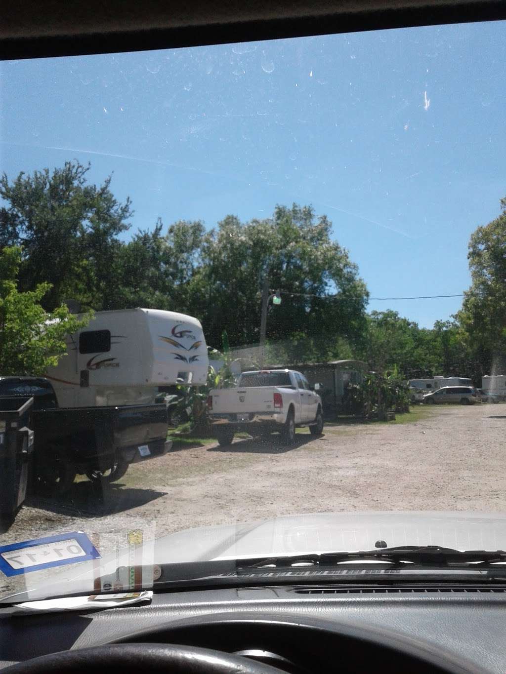 Palm Court RV Park | 1414 S Broadway St, La Porte, TX 77571, United States | Phone: (832) 345-5190