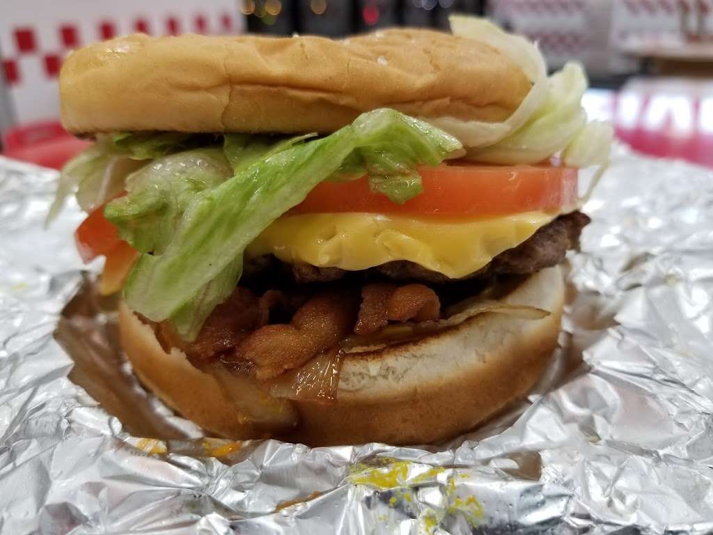 Five Guys | 20811 U.S. Hwy 281 N, San Antonio, TX 78258, USA | Phone: (210) 370-9256