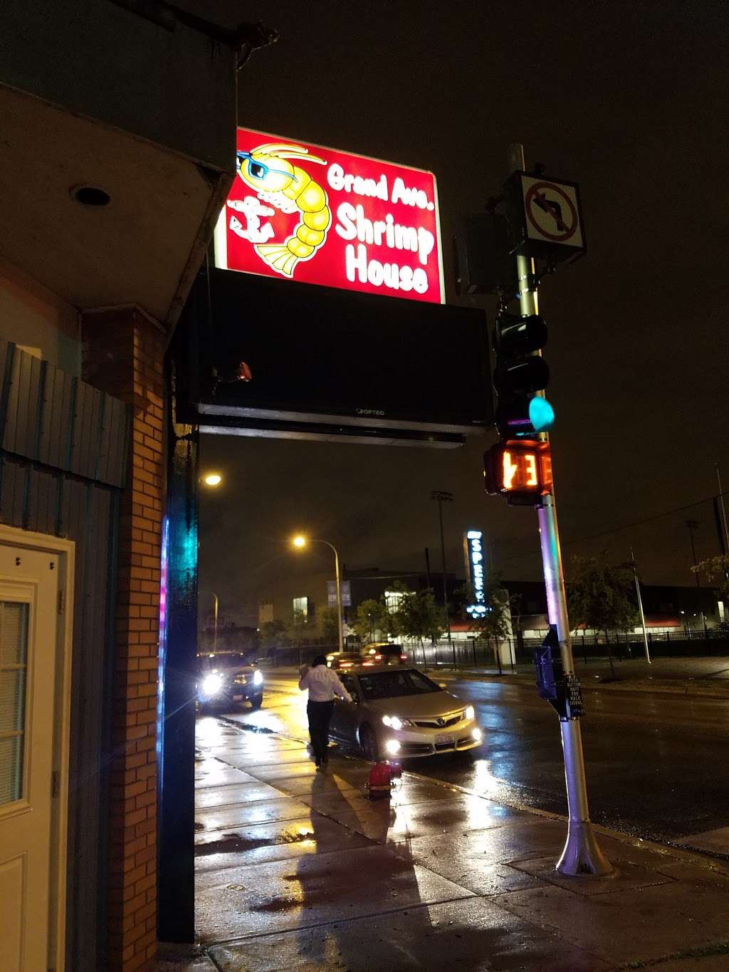 Grand Avenue Shrimp House Inc | 5358 W Grand Ave, Chicago, IL 60639, USA | Phone: (773) 622-1890