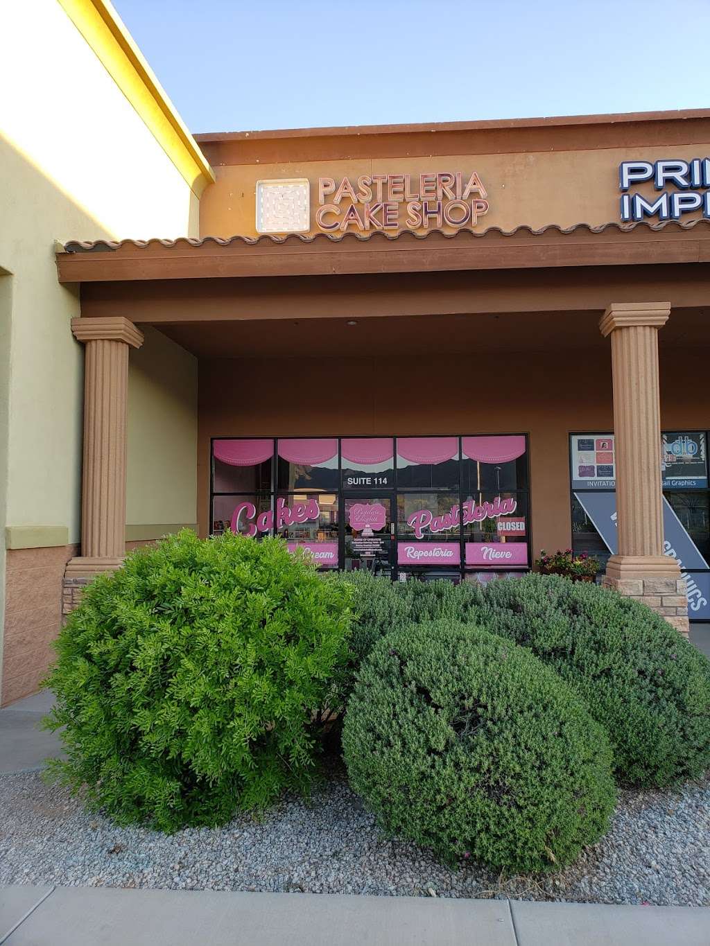 Pasteleria Elizabeth | 2610 W Baseline Rd Suite 114, Phoenix, AZ 85041, USA | Phone: (602) 460-0658