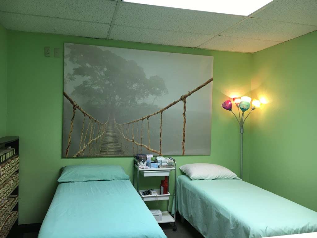 Lius acupuncture center | 4425 E Agave Rd Bldg 4, Suite 115, Phoenix, AZ 85044, United States | Phone: (602) 323-6370