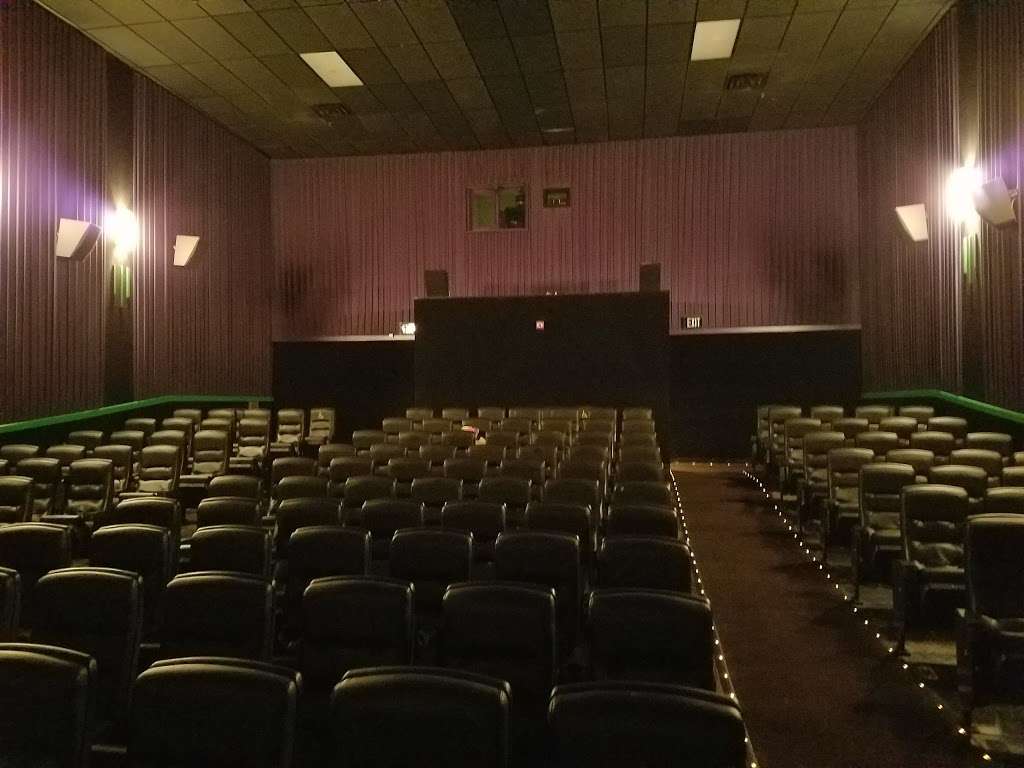 Cinemark Movies 10 | 1796 W Newport Pike, Wilmington, DE 19804 | Phone: (302) 994-7075