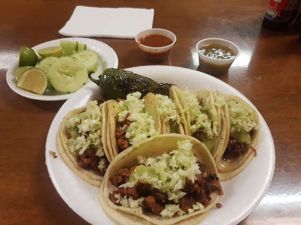 Tacos El Yiyo | 10901 W Buckeye Rd, Cashion, AZ 85329, USA | Phone: (602) 486-4108
