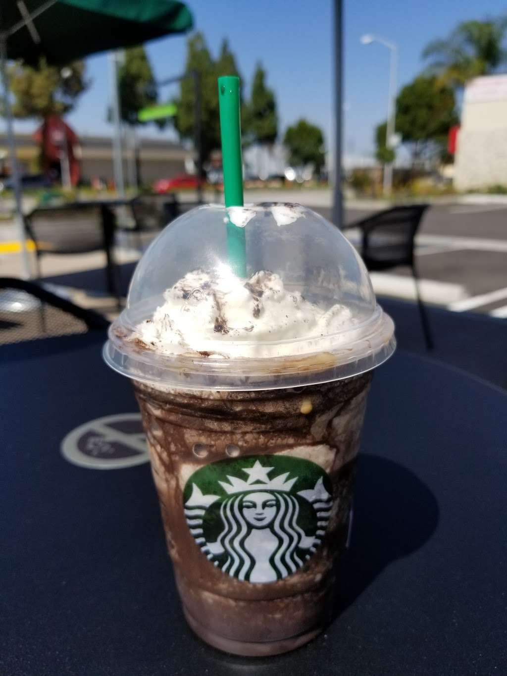 Starbucks | 9506 East Imperial Hwy, Downey, CA 90242, USA | Phone: (562) 417-7783