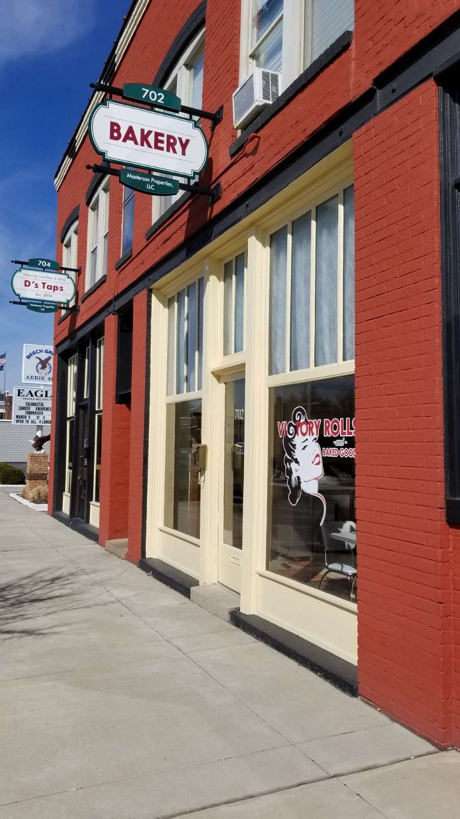 Victory Rolls and Baked Goods | 702 Main St, Beech Grove, IN 46107, USA | Phone: (317) 864-0600