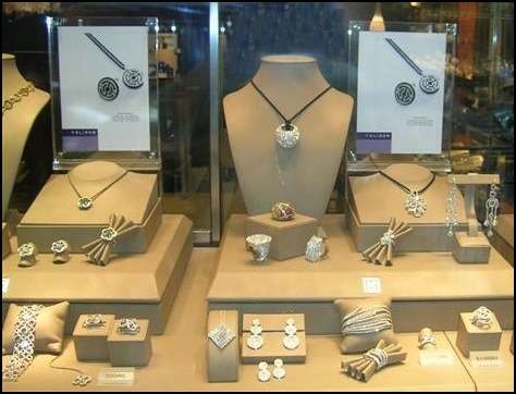 Westchester County Gold & Diamond Jewelry Buyers | 73 Washington Ave N, White Plains, NY 10603 | Phone: (914) 525-2487