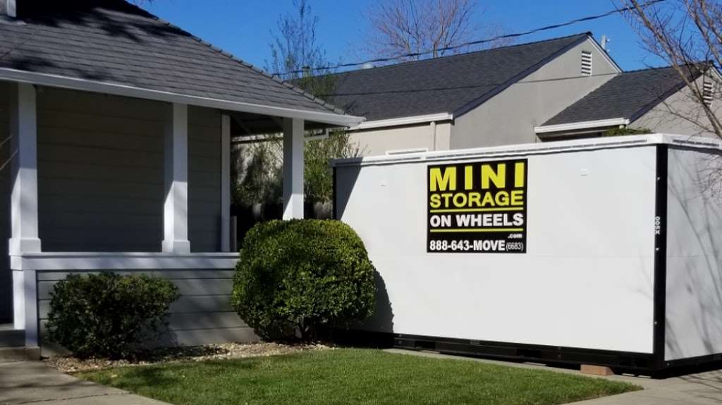 Mini Storage on Wheels | 1810 Green Island Rd, American Canyon, CA 94503 | Phone: (888) 643-6683