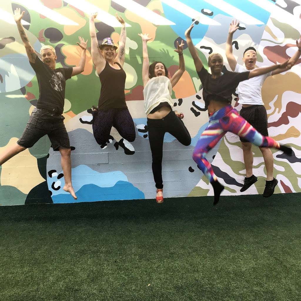 EVERYBODY | 1845 N San Fernando Rd, Los Angeles, CA 90065, USA | Phone: (323) 352-8618