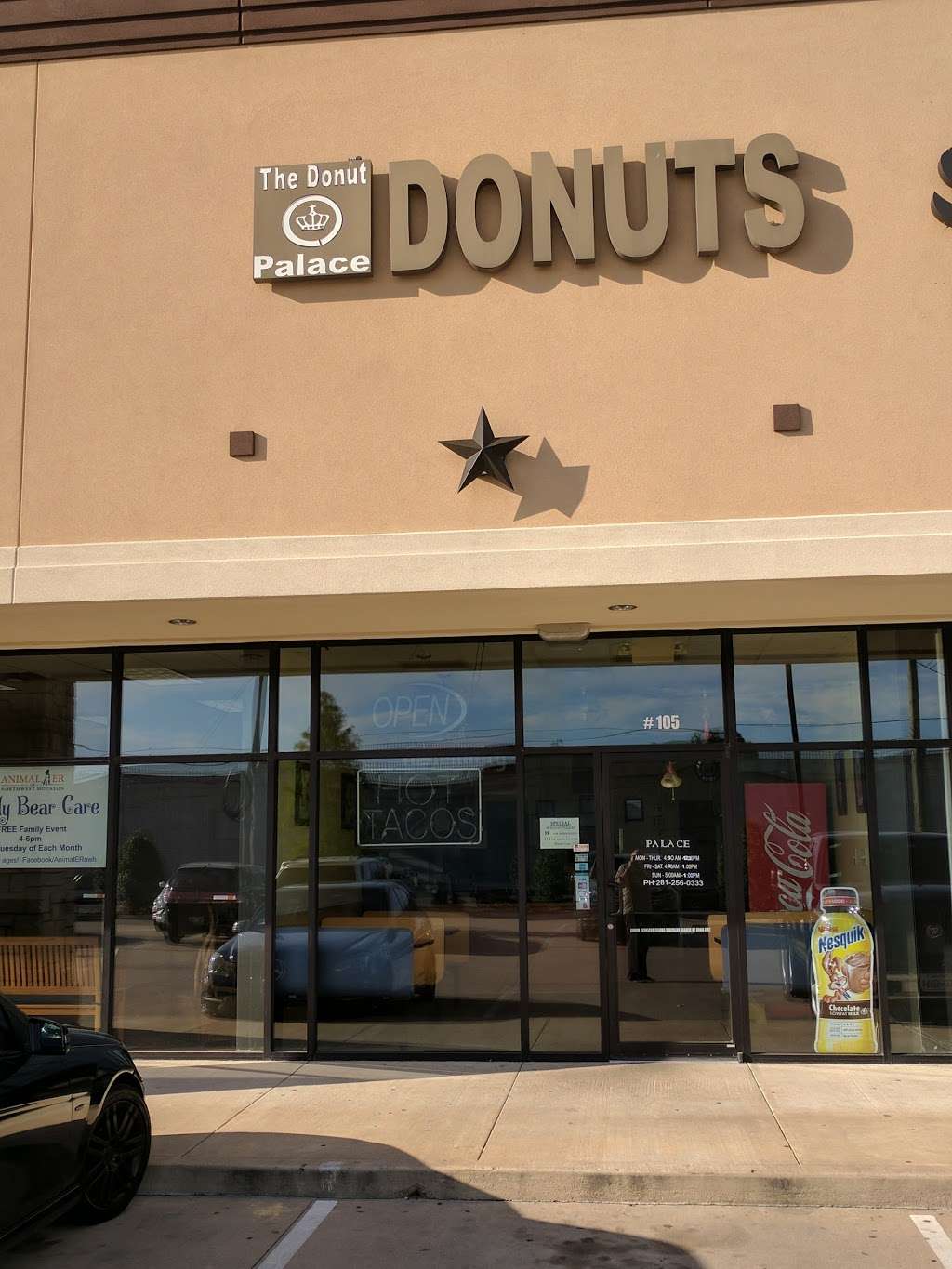 Donut palace | 27104 US-290, Cypress, TX 77433, USA | Phone: (281) 256-0333