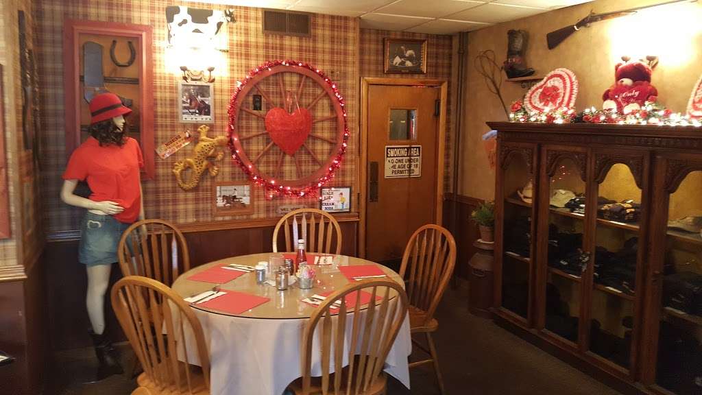 Chaplins Honky Tonk Restaurant & Saloon | 763 E Drinker St, Scranton, PA 18512, USA | Phone: (570) 961-2328