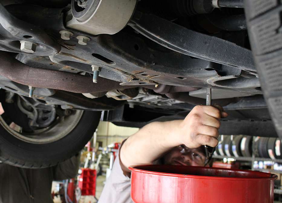 Bauer Built Tire & Service | 850 N Independence Blvd, Romeoville, IL 60446, USA | Phone: (888) 247-3795