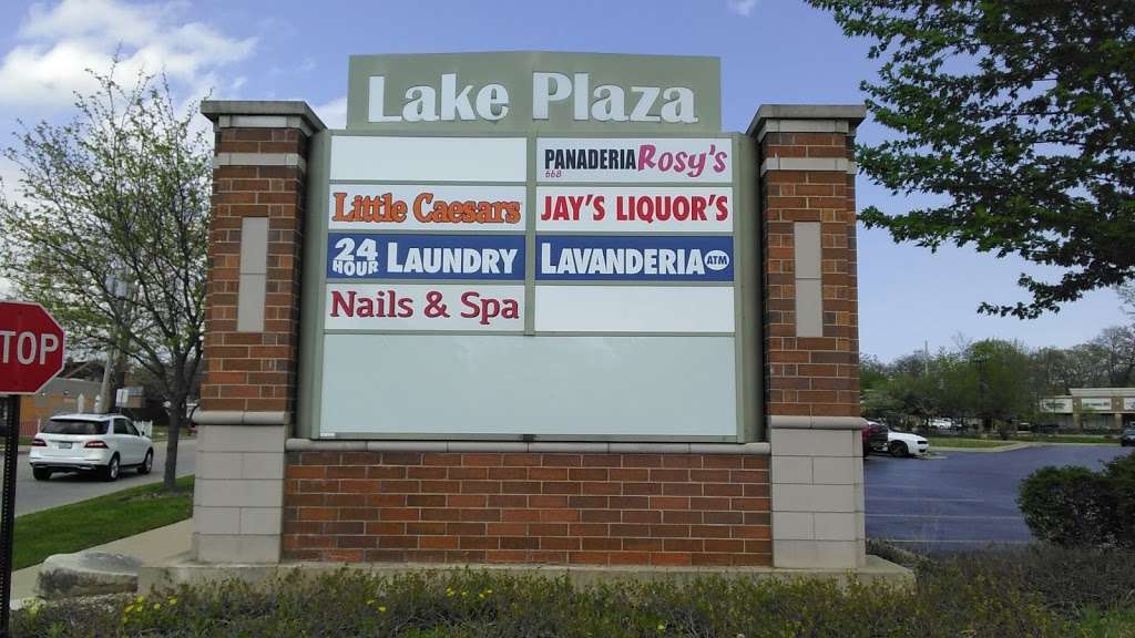 Lake Plaza | Mundelein, IL 60060, USA