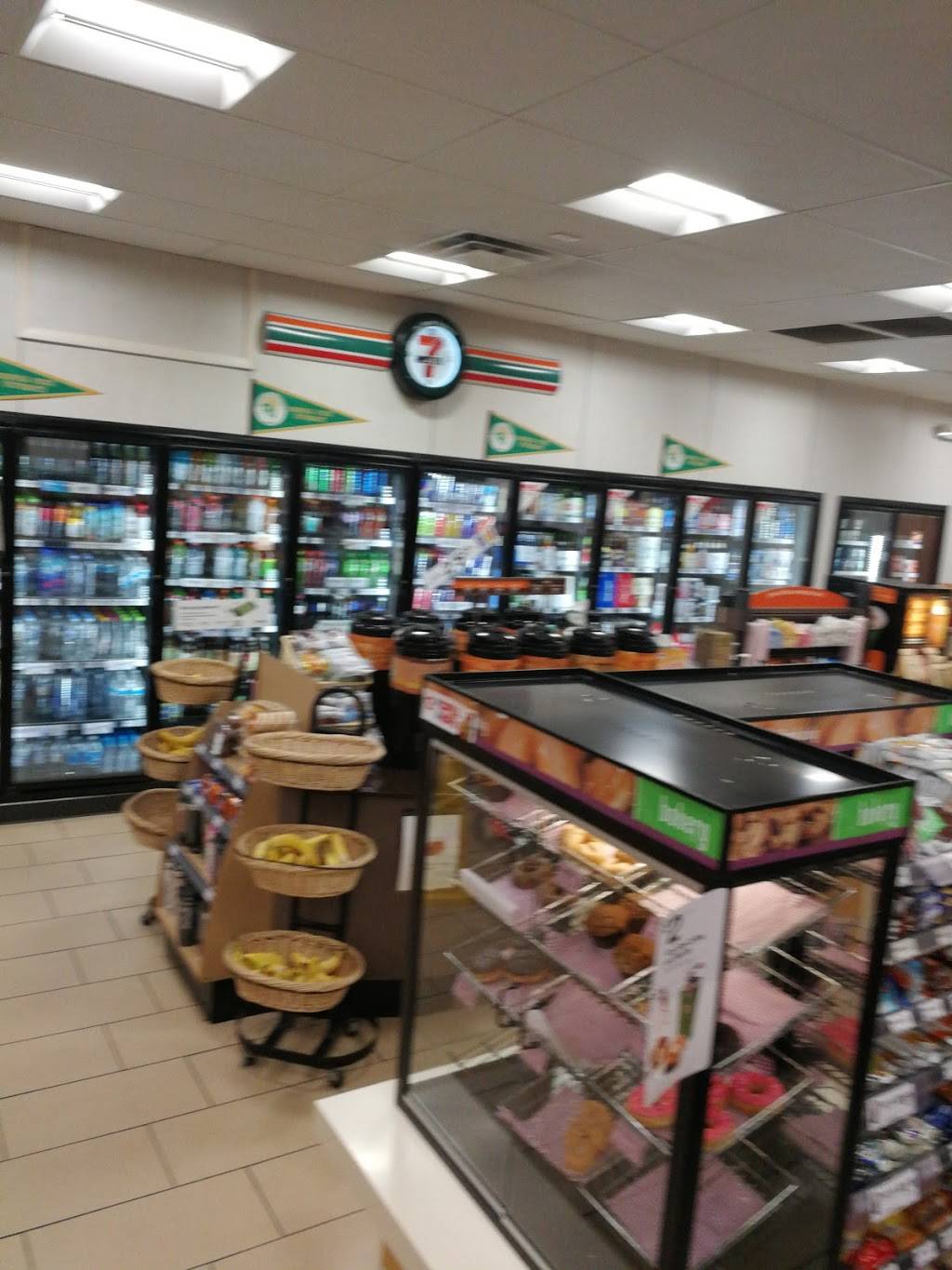 7-Eleven | 3025 E Virginia Beach Blvd, Norfolk, VA 23504 | Phone: (757) 627-1071