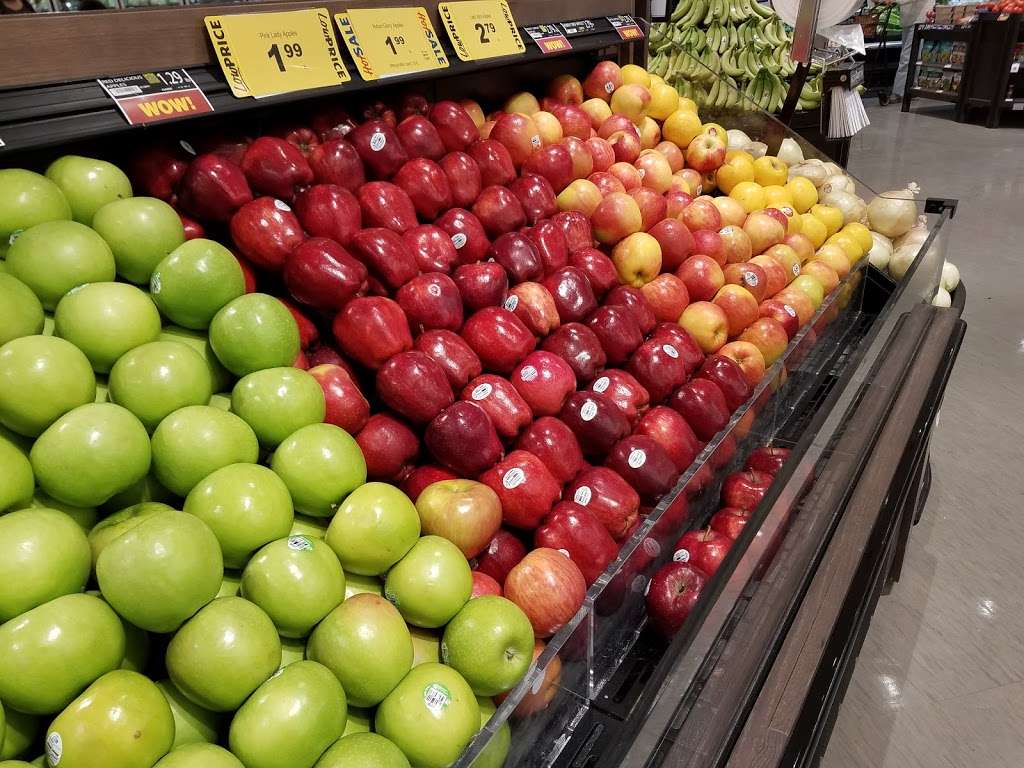 Food Lion | 15432 Rogers Clark Blvd, Bowling Green, VA 22427, USA | Phone: (804) 633-5543