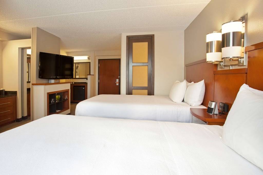 Hyatt Place Across From Universal Orlando Resort™ | 5976 Caravan Ct, Orlando, FL 32819 | Phone: (407) 351-0627