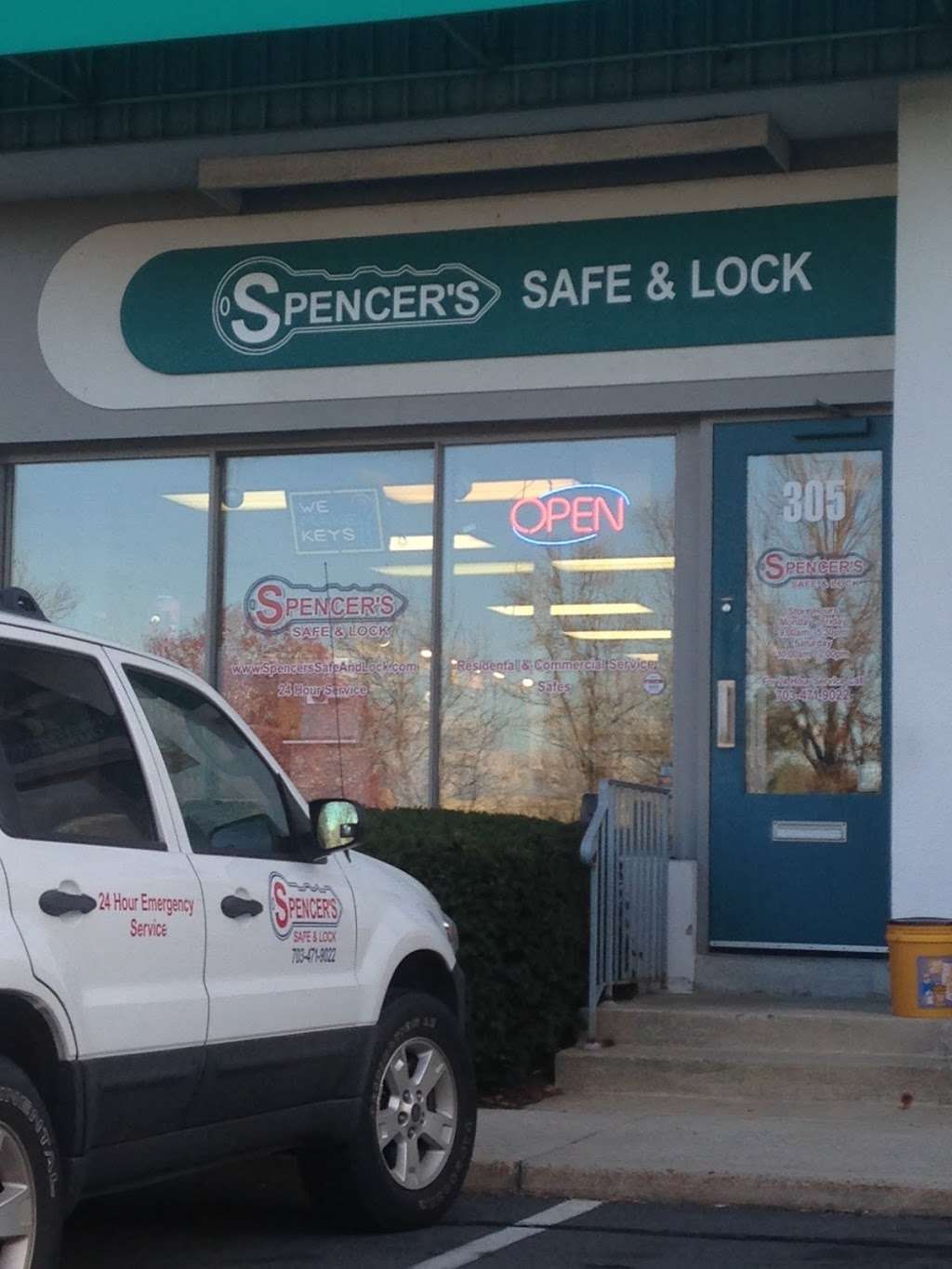 Spencer’s Safe & Lock | 46000 Old Ox Rd #100, Sterling, VA 20166, USA | Phone: (703) 471-9022