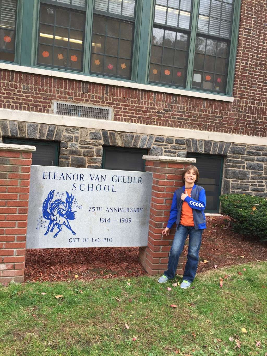 Eleanor Van Gelder Elementary School | 251 Undercliff Ave, Edgewater, NJ 07020, USA | Phone: (201) 945-4106