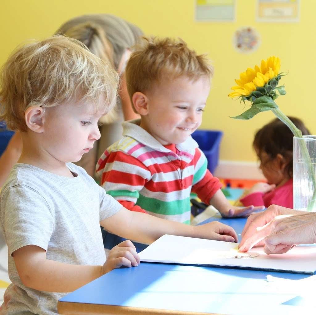 Stepping Stones Nursery School | 5 Hinchley Way, Esher KT10 0BD, UK | Phone: 020 8398 9959