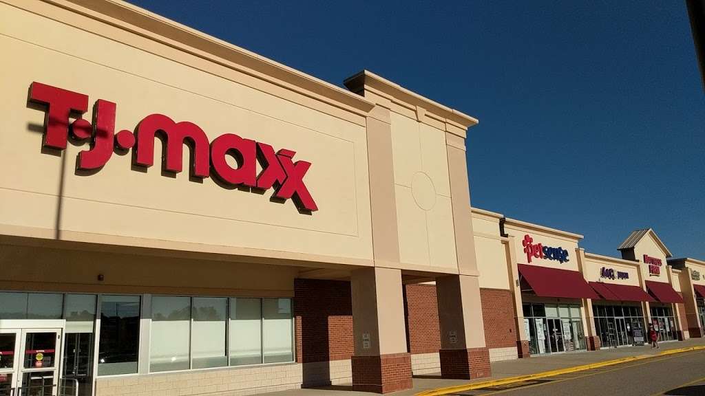 T.J. Maxx | 25 Robert Dr, Easton, MA 02375, USA | Phone: (508) 230-2709