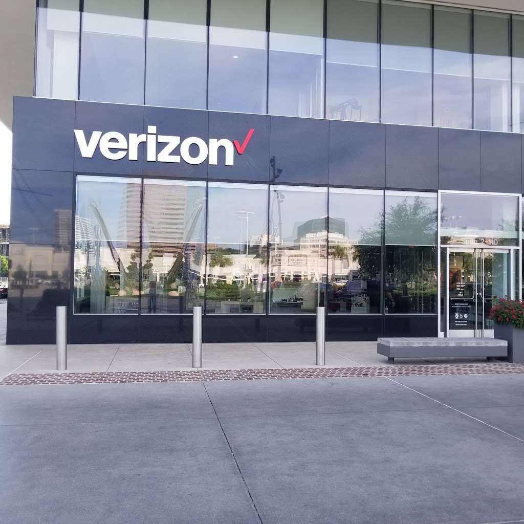 Verizon | 1700 Post Oak Blvd, 2 BLVD Place Suite 110, Houston, TX 77056 | Phone: (713) 960-8585