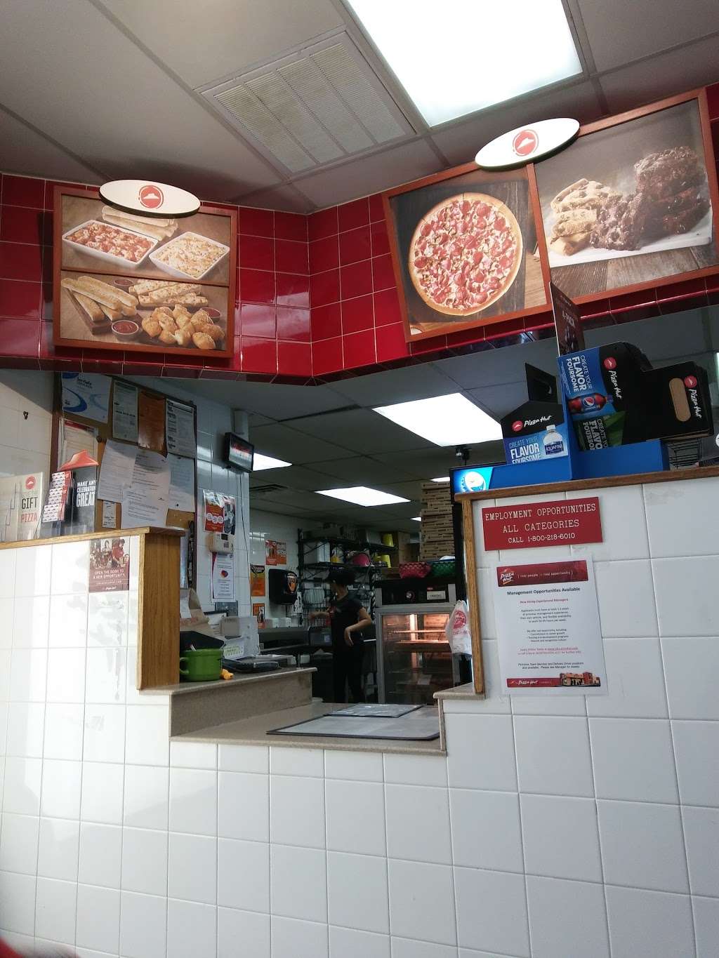 Pizza Hut | 1009 Edgewood Rd, Edgewood, MD 21040, USA | Phone: (410) 671-0006