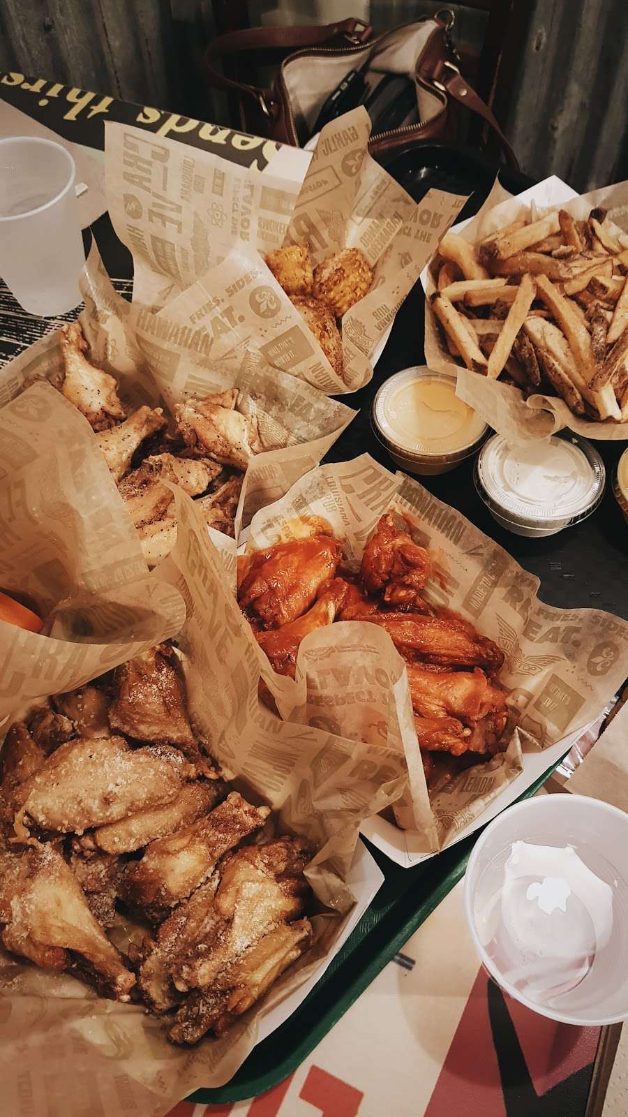 Wingstop | 6734 Sepulveda Blvd, Van Nuys, CA 91411, USA | Phone: (818) 786-9464