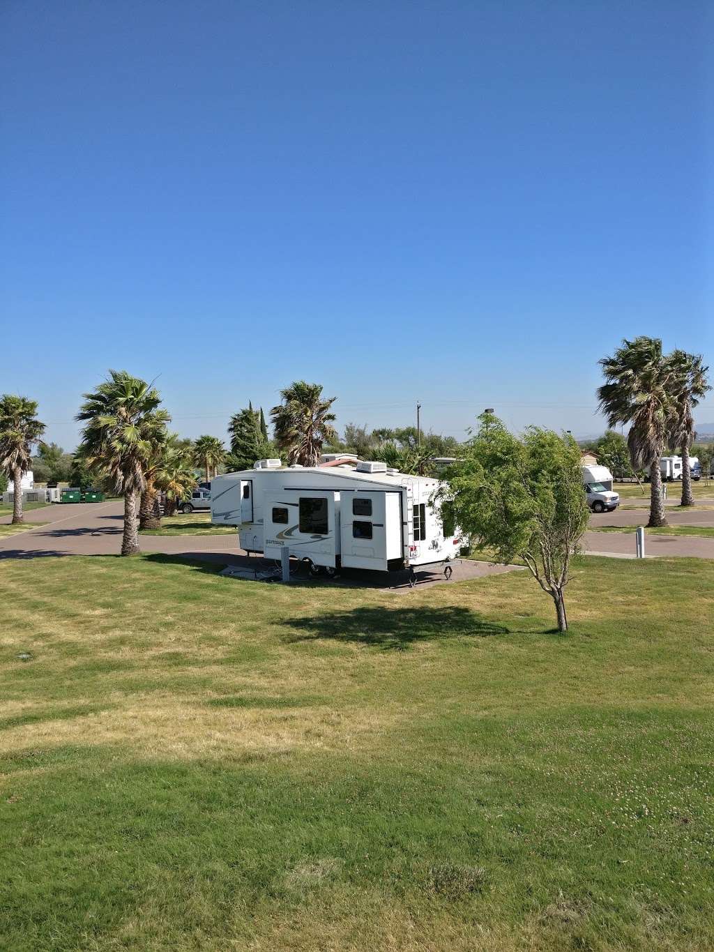 Rio Viento RV Park | 4460 W Sherman Island Rd, Walnut Grove, CA 95690, USA | Phone: (925) 382-4193