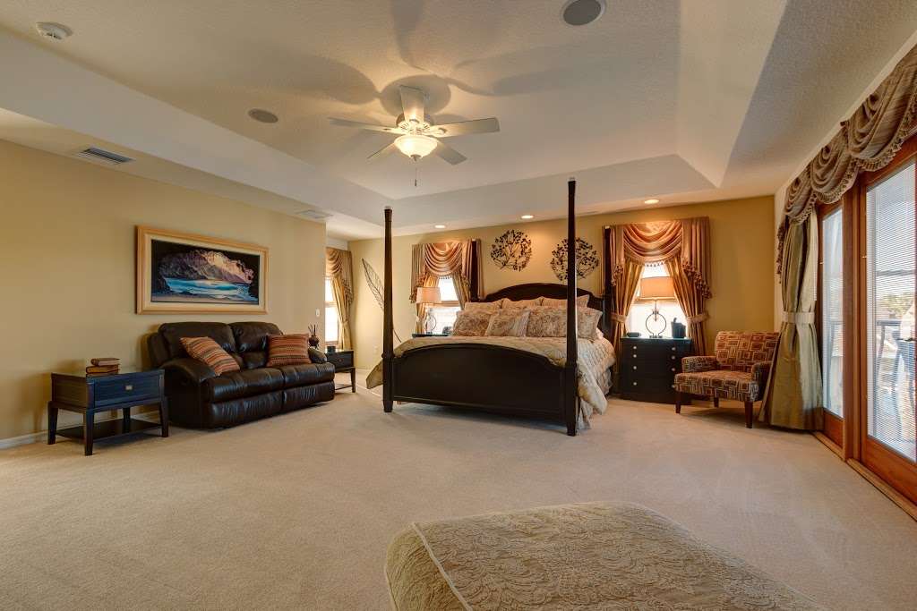 Star Lake Manor | 7944 Sea Pearl Cir, Kissimmee, FL 34747, USA | Phone: (407) 393-5995