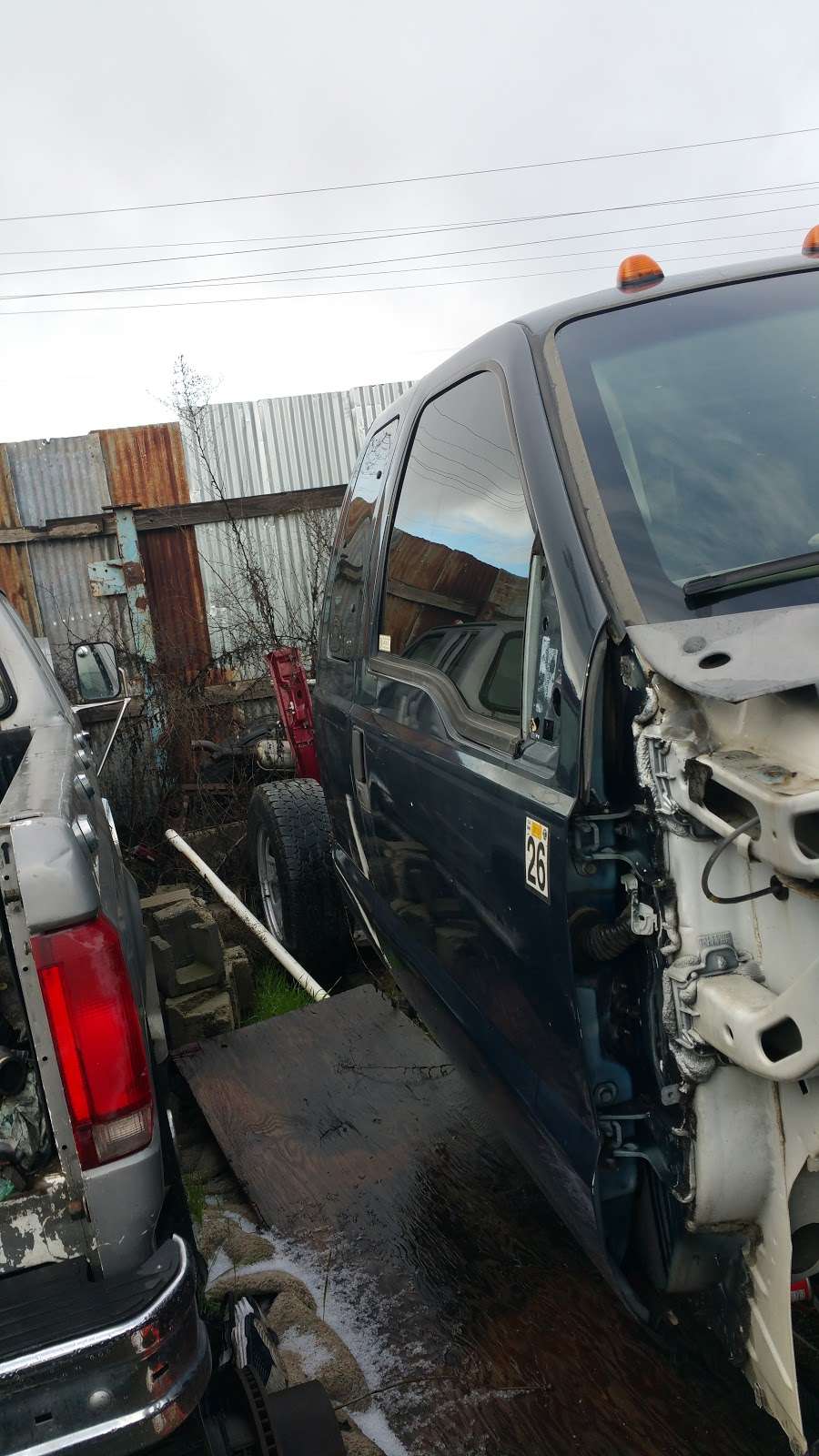 Dixon Auto Wreckers | 7489 Pitt School Rd, Dixon, CA 95620, USA | Phone: (707) 678-2901