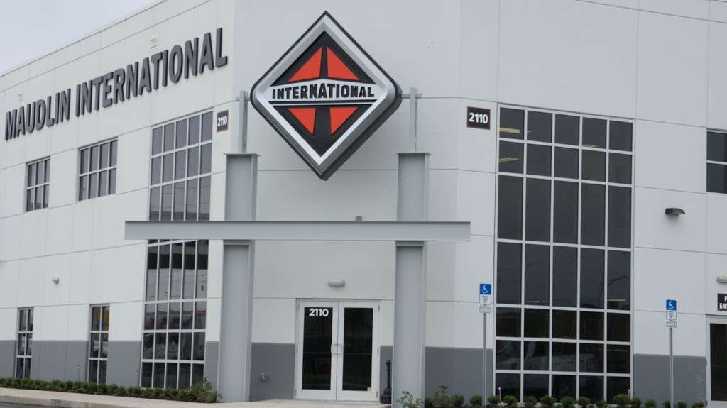 Maudlin International Truck & Trailer | 2110 S Division Ave, Orlando, FL 32805 | Phone: (407) 849-6440