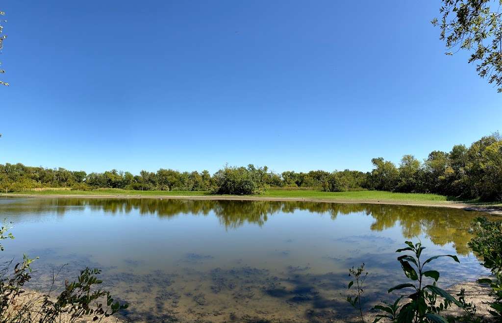 Elm Fork Nature Preserve Trail Entrance | 2335 Sandy Lake Rd, Carrollton, TX 75006, USA | Phone: (972) 466-3080