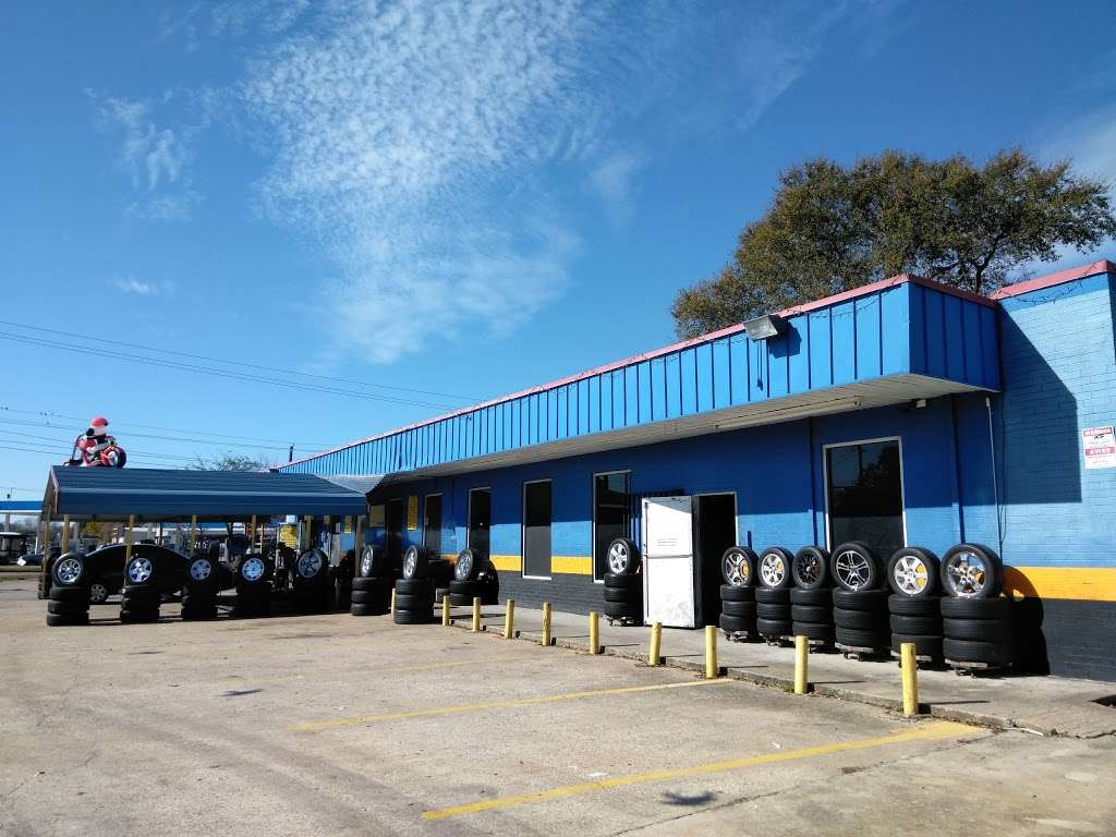 MBC Los Vaqueros Tires Service | 1398 W Gulf Bank Rd, Houston, TX 77088, USA | Phone: (832) 885-0603