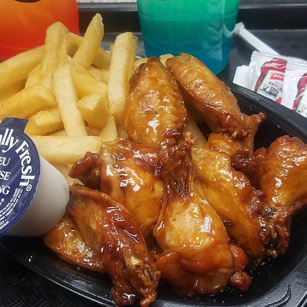 Hott Chixx Wings ATL | 2805 Campbellton Rd SW, Atlanta, GA 30311, USA | Phone: (678) 515-0455