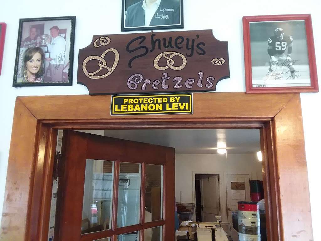 Shueys Pretzels | 702 E Lehman St, Lebanon, PA 17046, USA | Phone: (717) 272-8332