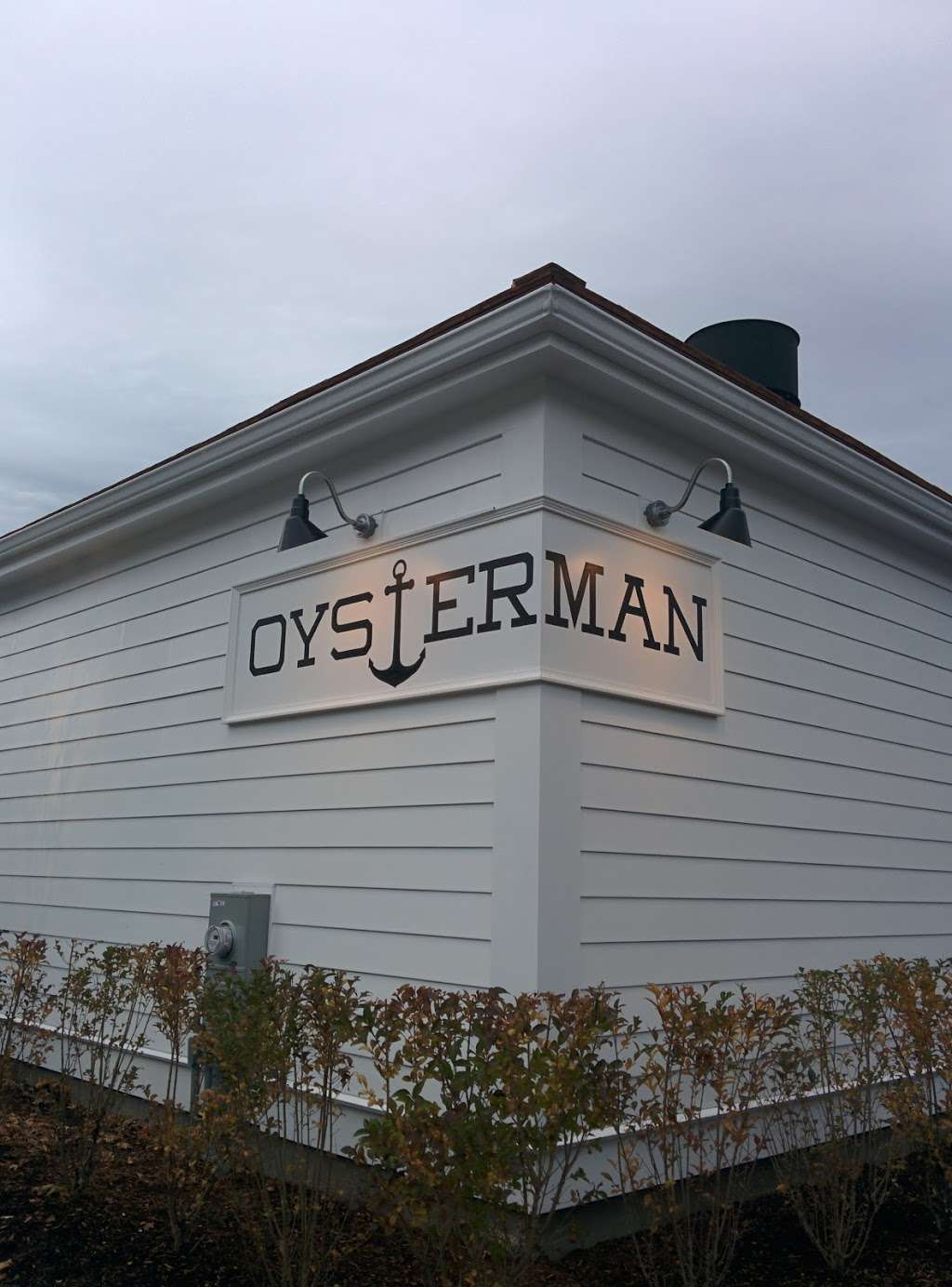 The Oysterman | 3807, 30 Railroad Ave, Duxbury, MA 02332, USA | Phone: (781) 934-2900