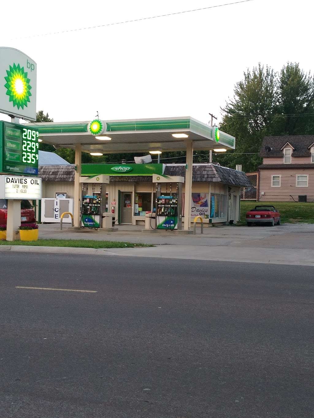 BP | 1113 Oregon St, Hiawatha, KS 66434, USA | Phone: (785) 742-2081