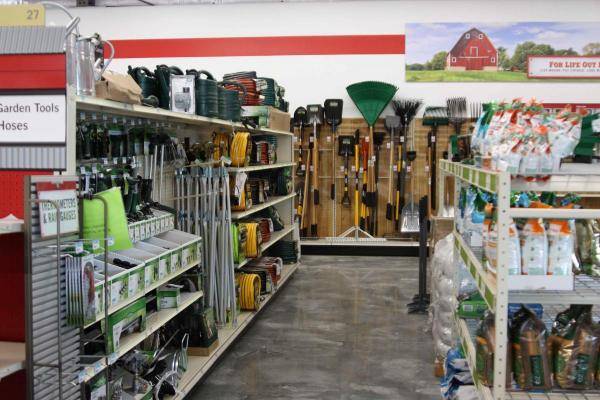 Tractor Supply | 2505 Archbishop Philip M Hannan Blvd, Meraux, LA 70075, USA | Phone: (504) 277-4242