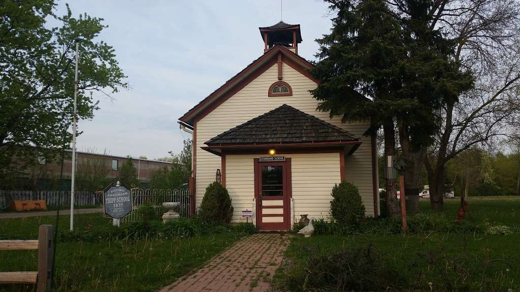 Tripp School Historic Landmark (Oldest IL Schoolhouse) | 971 N Milwaukee Ave, Wheeling, IL 60090, USA