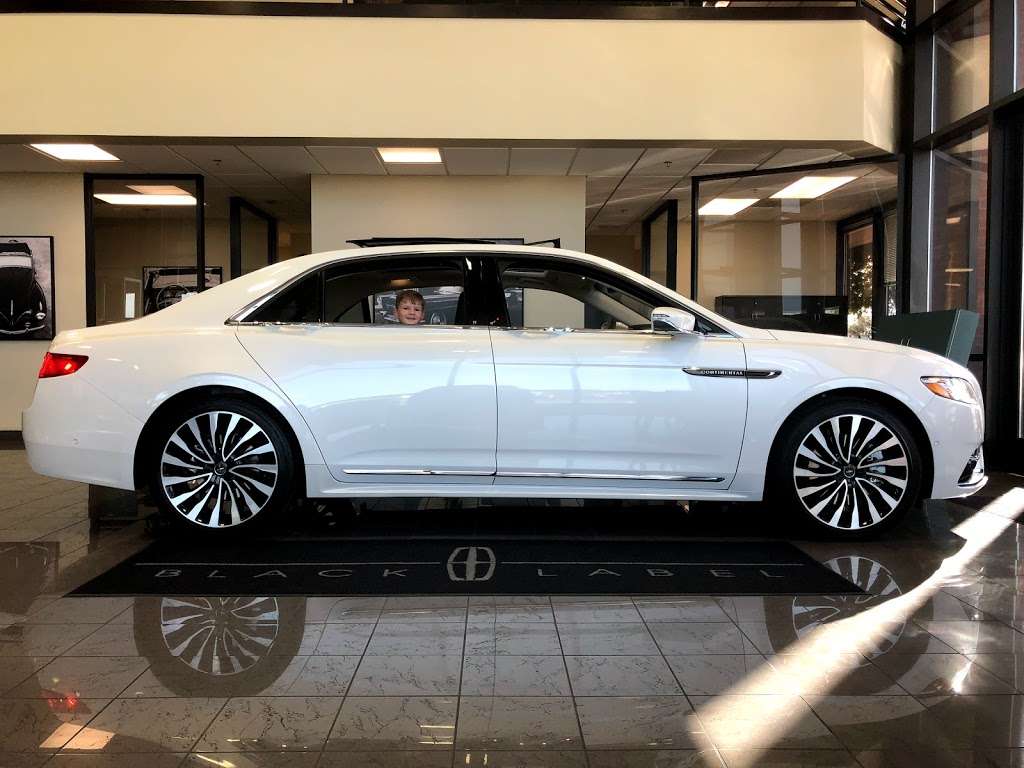 Sanderson Lincoln | 2121 W Bell Rd, Phoenix, AZ 85023, USA | Phone: (602) 375-7500