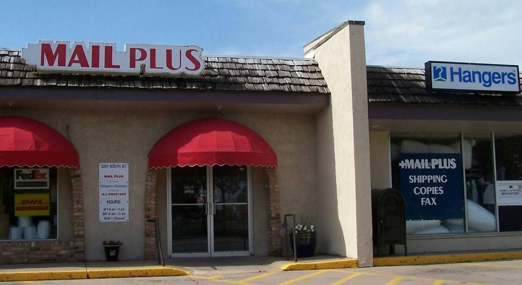 Mail Plus | 3201 South St, Lincoln, NE 68502, USA | Phone: (402) 434-5315