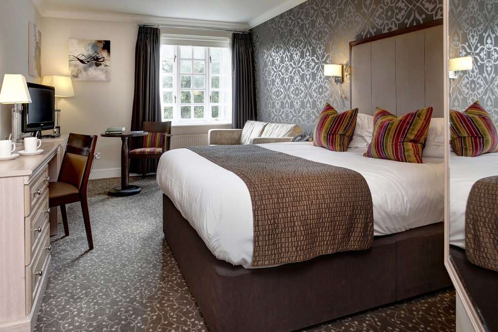 Best Western Ivy Hill Hotel | Writtle Rd, Margaretting, Ingatestone CM4 0EH, UK | Phone: 01277 353040